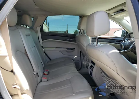 2015 Cadillac Srx Luxury Collection z USA, uszkodzony, nr VIN 3GYFNBE33FS580317